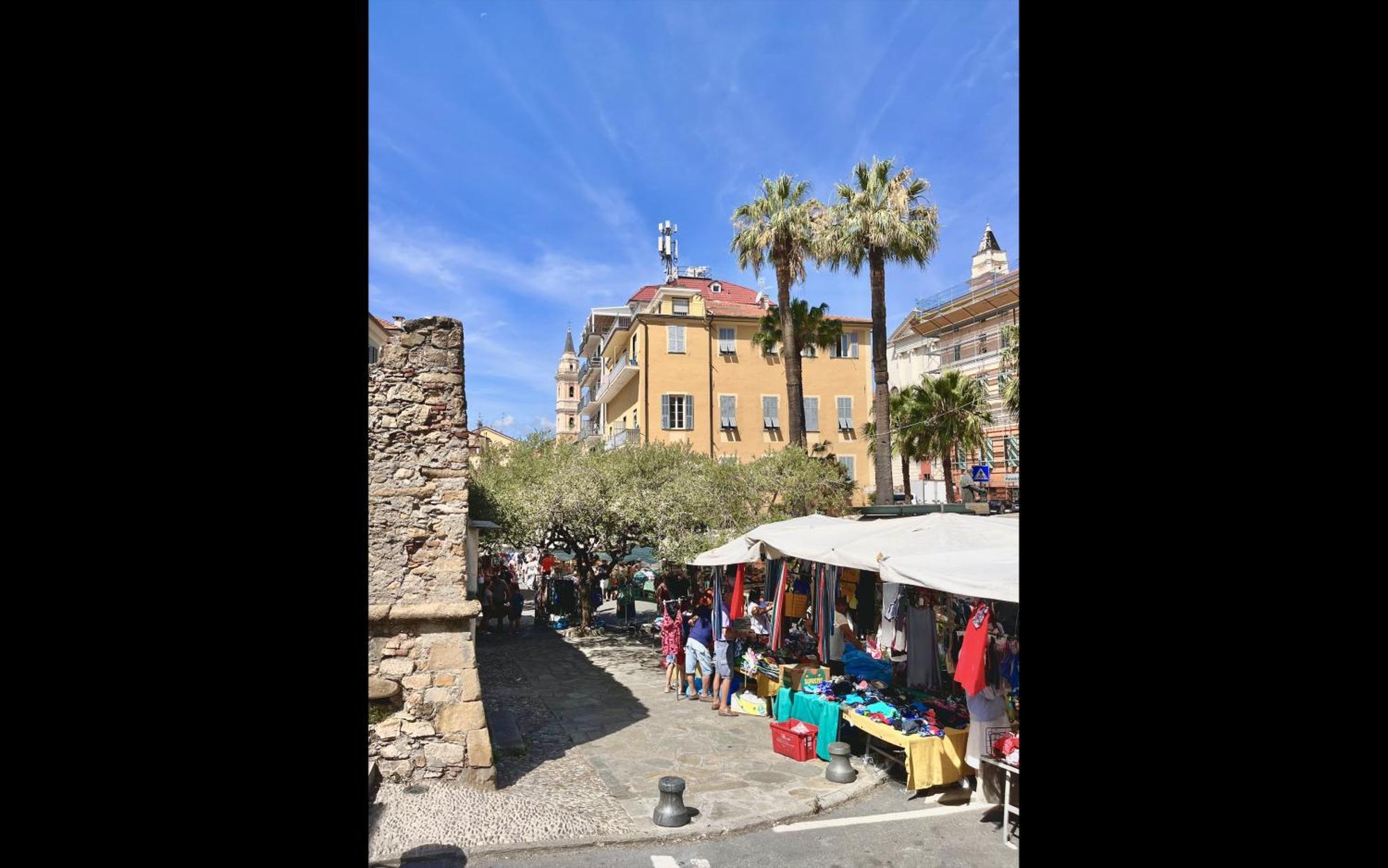 La Casa Fra La Storia E Il Mare Apartment Imperia Exterior photo